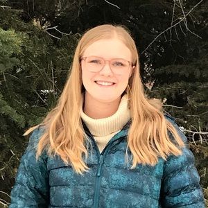 Meet your Posher, Monica